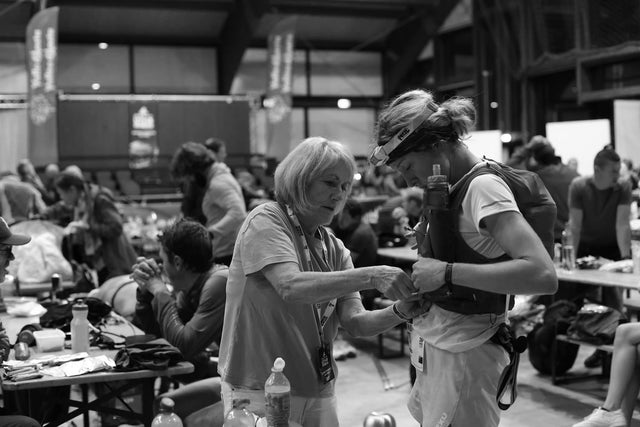 Carbohydrate Ratios in Sports Nutrition: Understanding 2:1, 1:0.8 & the Science Behind Endurance Fuelling