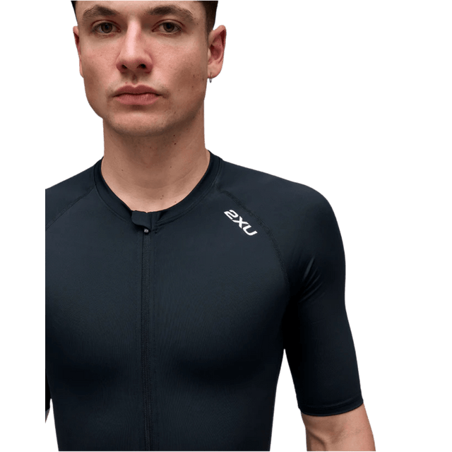 2XU - Mens Core Sleeved Trisuit - Black/White 26/27 - Aid Station