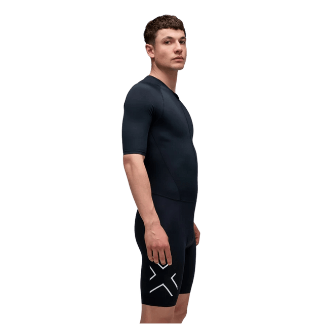 2XU - Mens Core Sleeved Trisuit - Black/White 26/27 - Aid Station