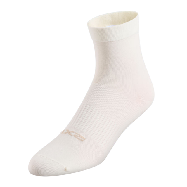 2XU-Performance-Crew-Grip-Socks-Chalk-White