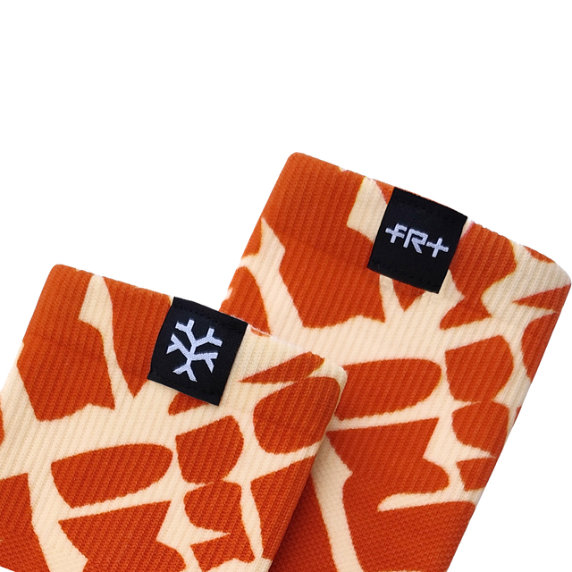 Fractel-Performance-Socks-sapwood-close