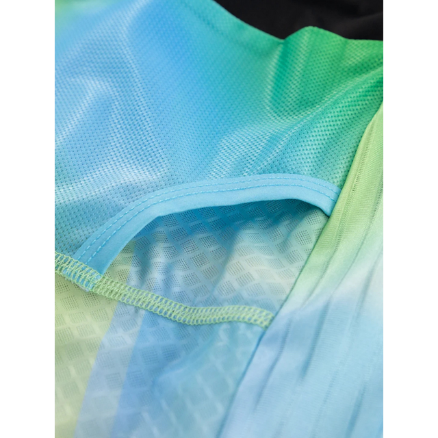 PURPOSE-Borealis-Hypermesh-PRO_ae-TriSuit-Green-Amethyst-inside-pocket