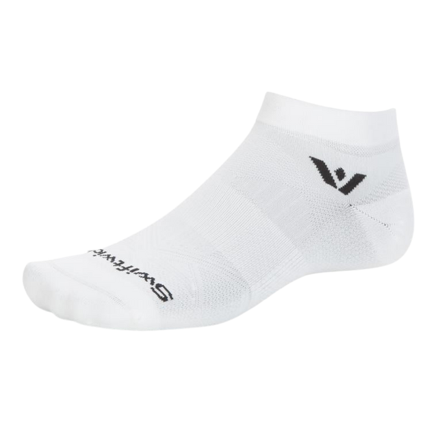 Swiftwick-Aspire-One-Ankle-Sock-Black_2