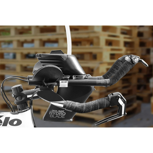 XLAB-Hydration-Hydroblade-System-Black-life