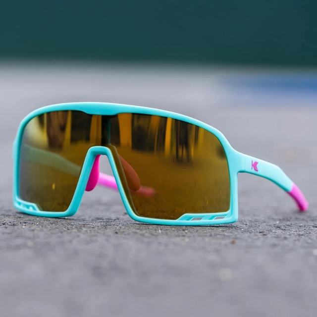 Knockaround - Campones - House Party (Lifestyle)