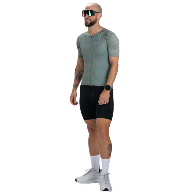 Zoot Men's Core Tri Aero Jersey in Army Green colourway - front angle view