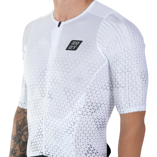 Zoot Men's Elite P1 Tri Aero FZ Racesuit in Sonic White colourway - close-up of front detail