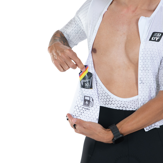 Zoot Men's Elite P1 Tri Aero FZ Racesuit in Sonic White colourway - close-up of fuel pocket